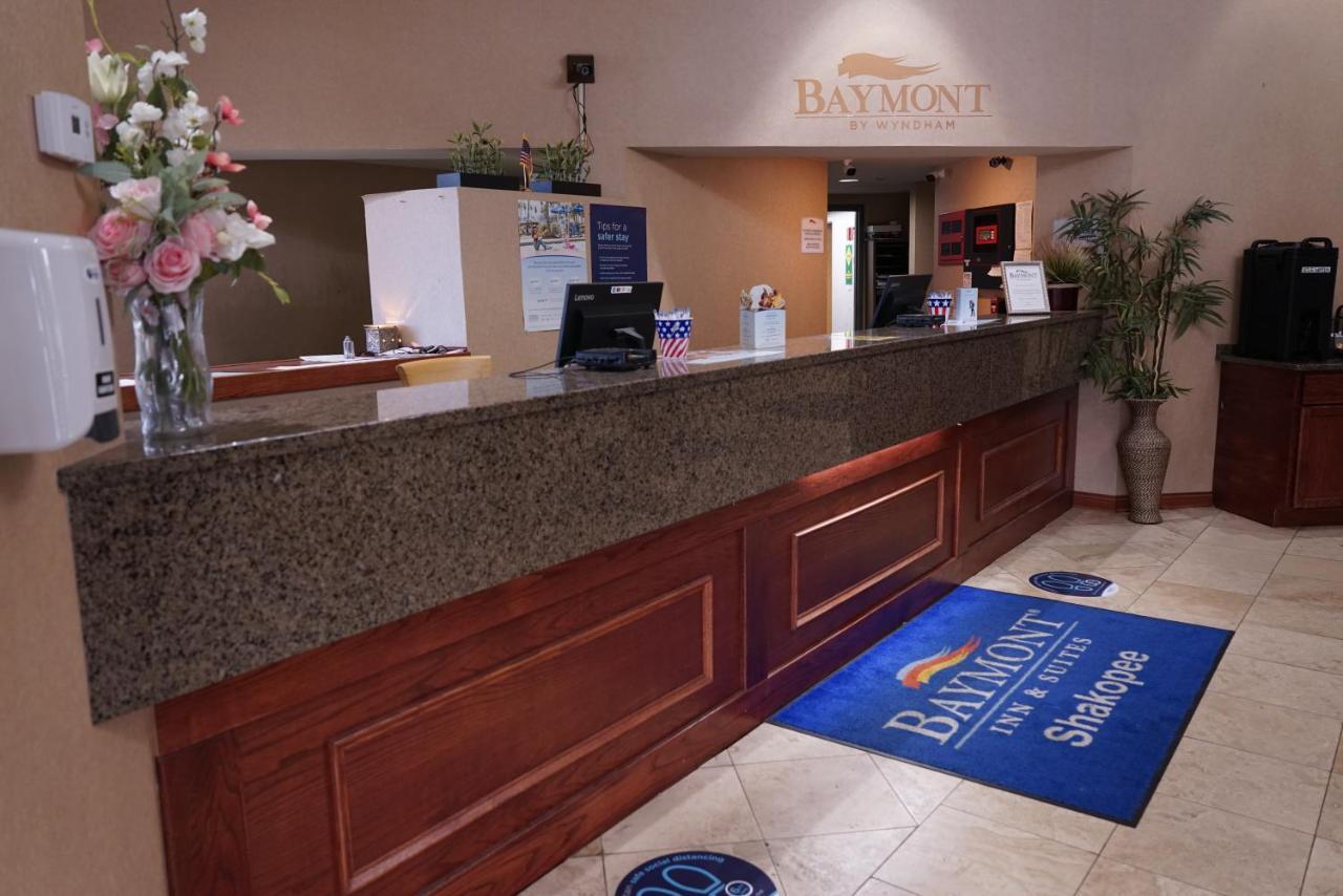 Hotel Baymont By Wyndham Shakopee Esterno foto