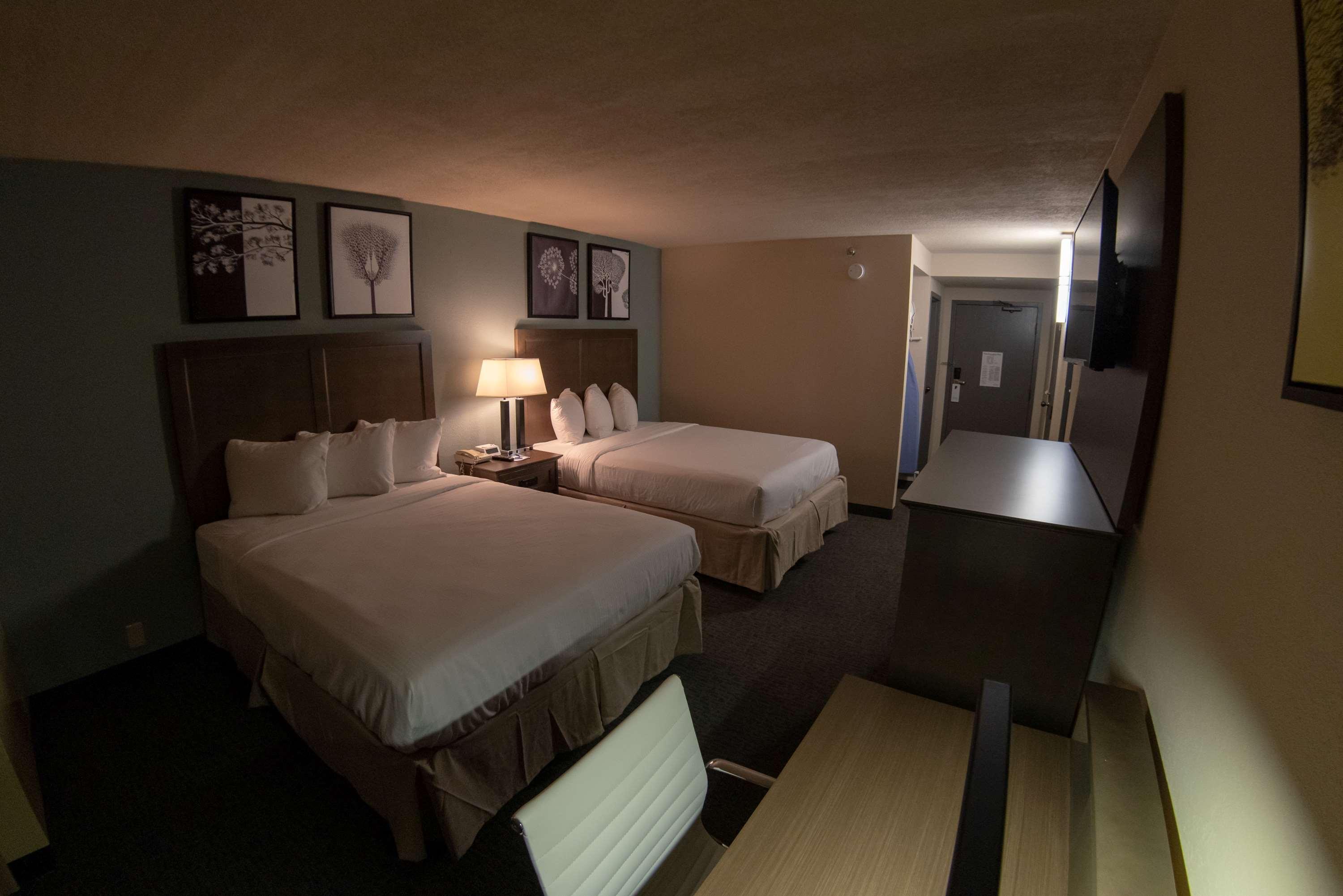 Hotel Baymont By Wyndham Shakopee Esterno foto