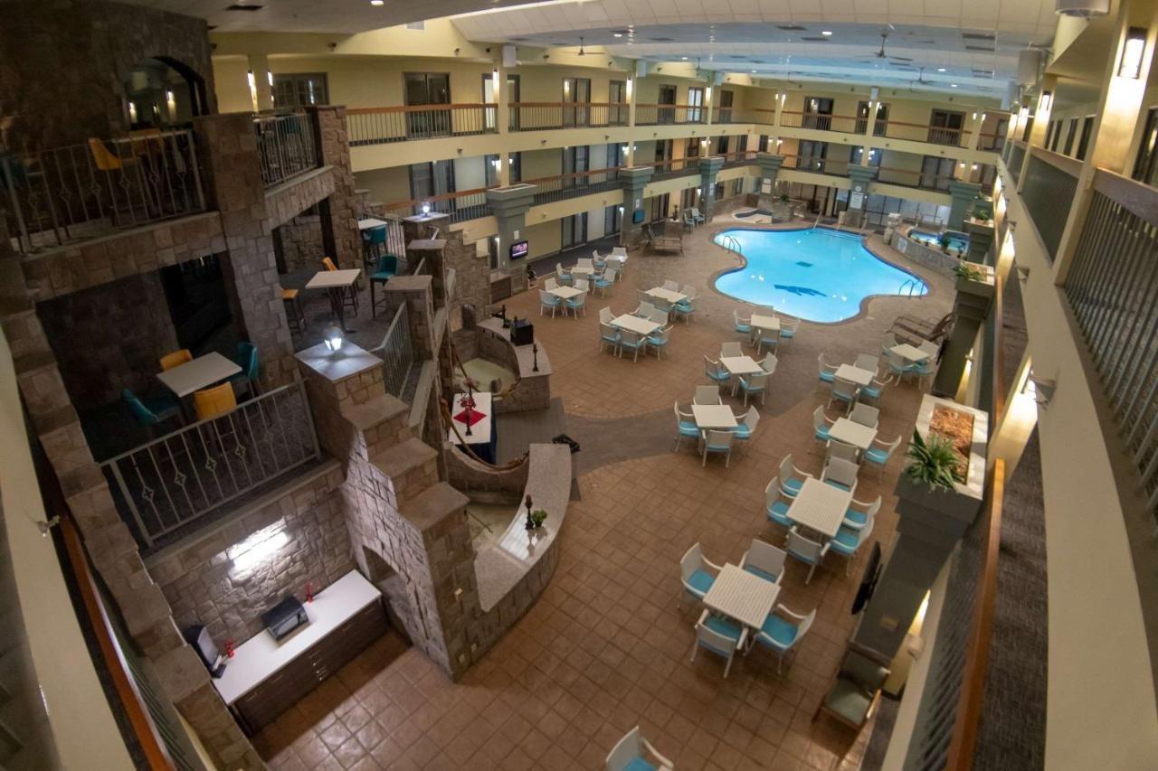 Hotel Baymont By Wyndham Shakopee Esterno foto